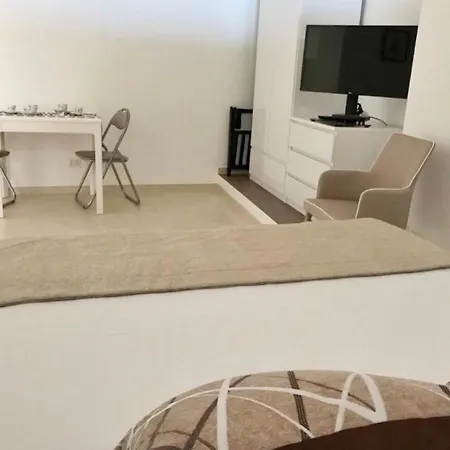 شقة Tiberi *