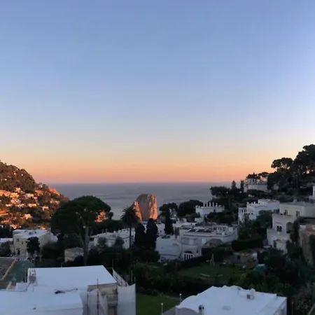 Daire Tiberi Capri